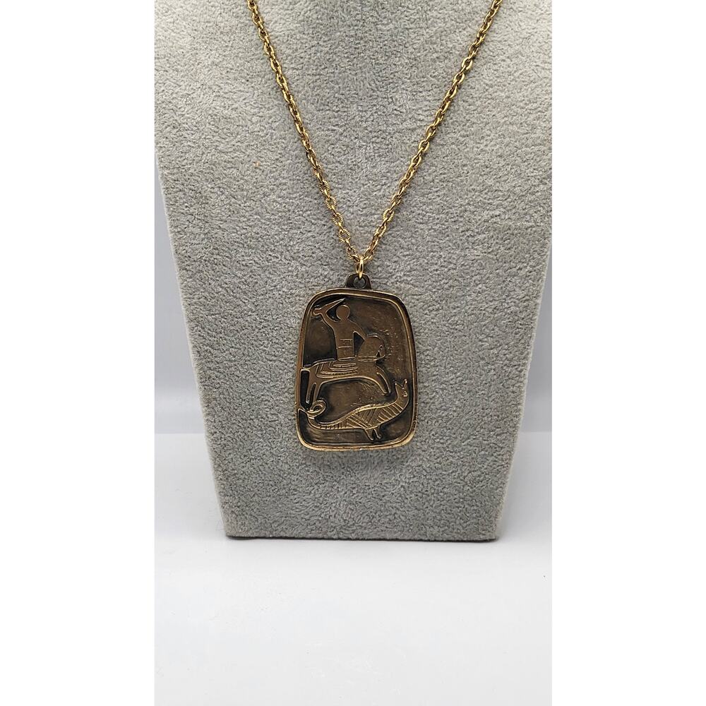 Vintage Egyptian Revival Figural Pendant Necklace Gold Tone Brutalist